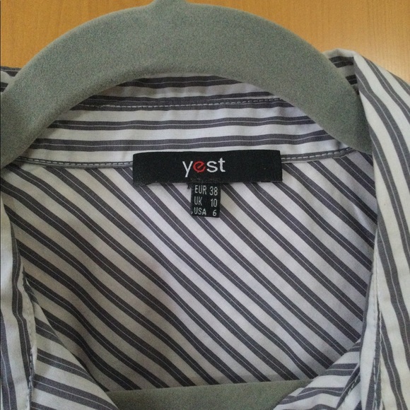 Ladies shortsleeve shirt - Picture 3 of 4